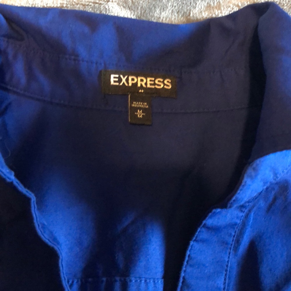 Express button down - Picture 2 of 4